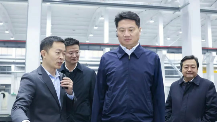 市委常委会在海陵区调研并专题研究海陵区工作